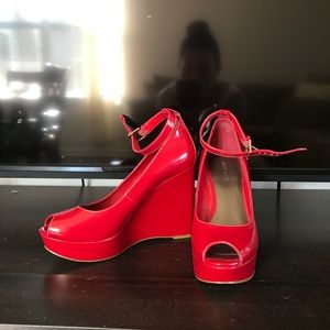 Nine West Red Wedges Size 8